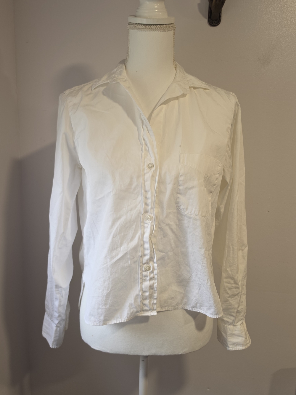 Frank & Eileen Silvio White Italian Cotton Cropped Button Down Shirt - Size XS